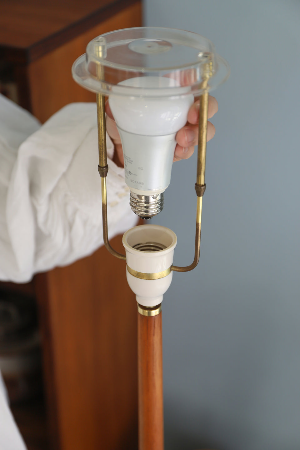 Swedish Vintage Floor Stand Teakwood/スウェーデンヴィンテージ フロアスタンドライト チーク材 間接照明 北欧インテリア