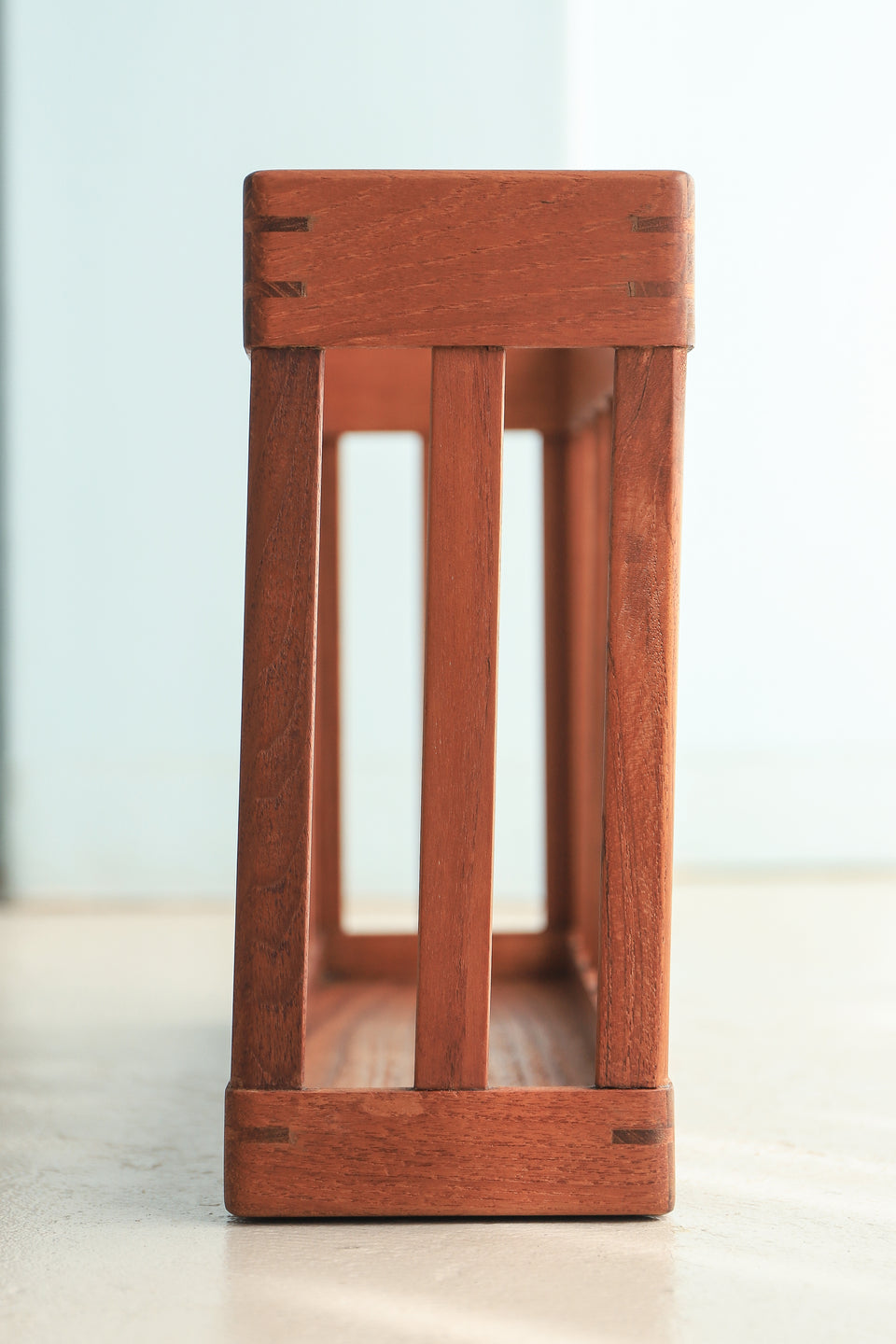 Danish Vintage Teakwood Magazine Rack/デンマークヴィンテージ マガジンラック チーク材 北欧インテリア
