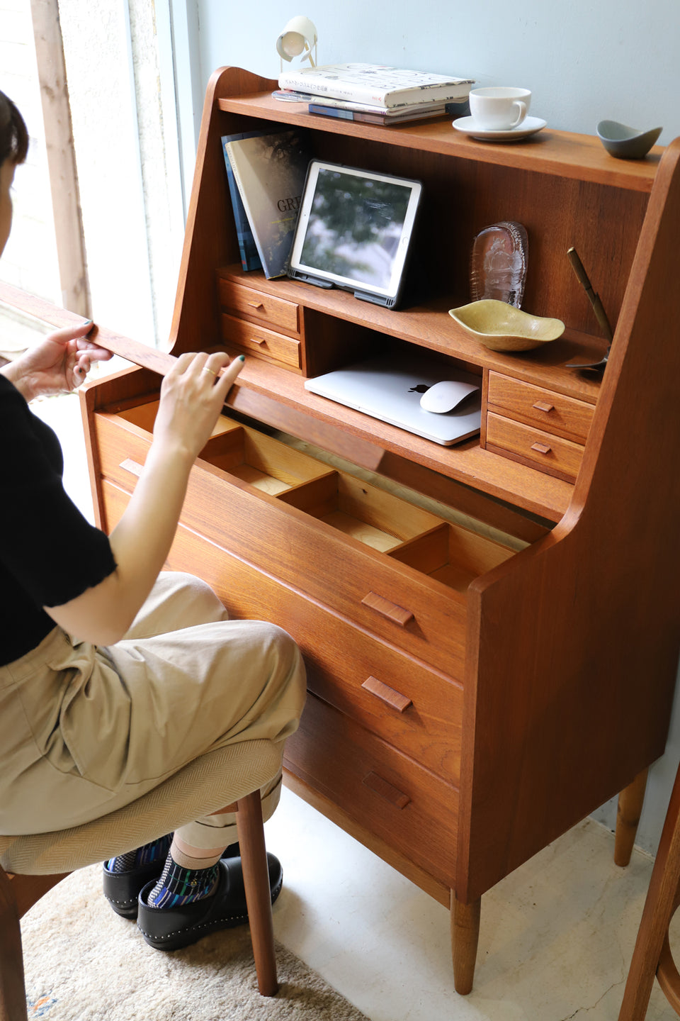 Danish Vintage Writing Desk Bureau Dresser/デンマーク ヴィンテージ ライティング ビューロー 北欧モダン デスク チェスト