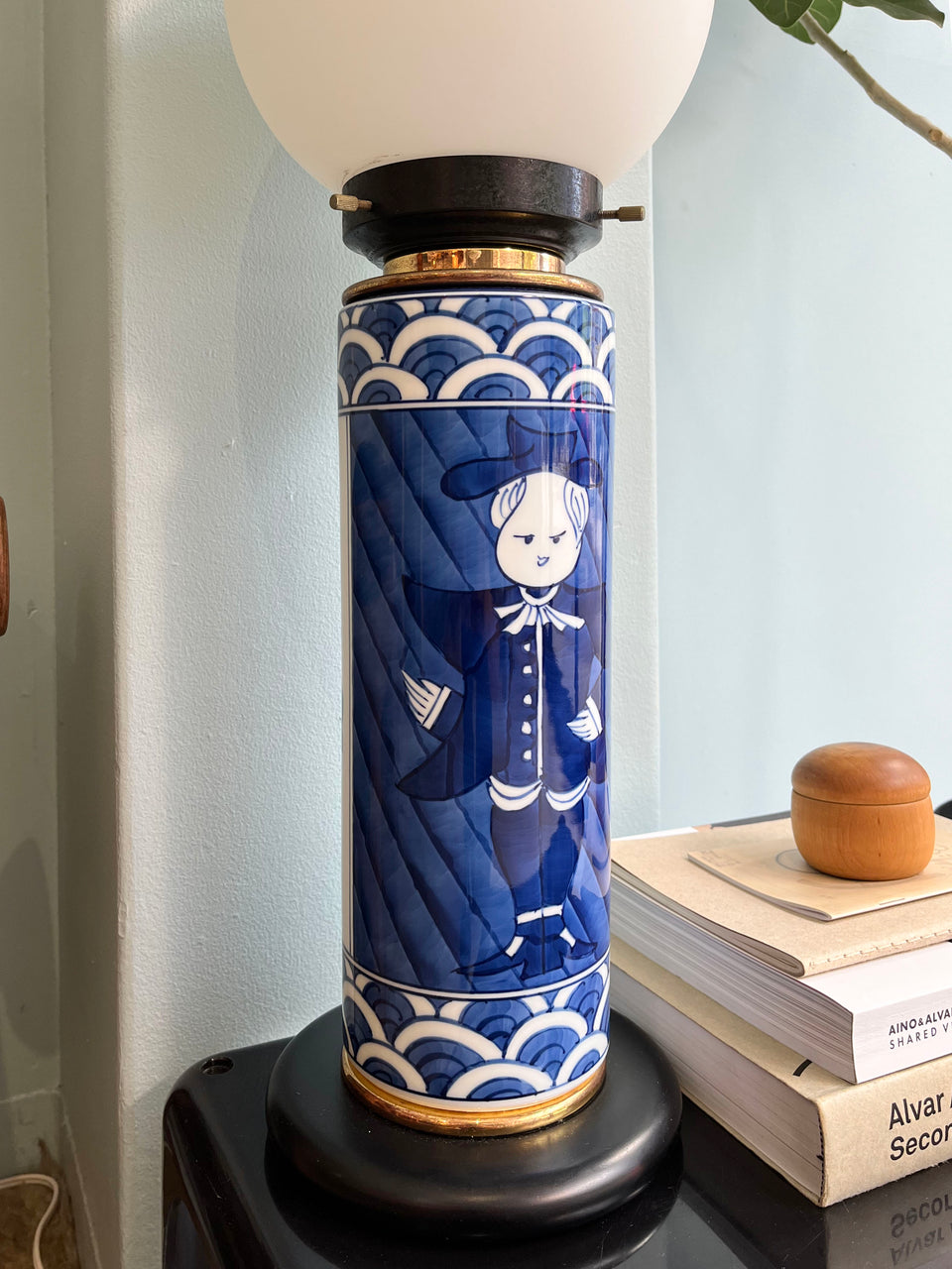 Japanese Modern Arita Porcelain Lab Floor Lamp/有田焼 フロアランプ 間接照明 ジャパニーズモダン 有田物産株式会社