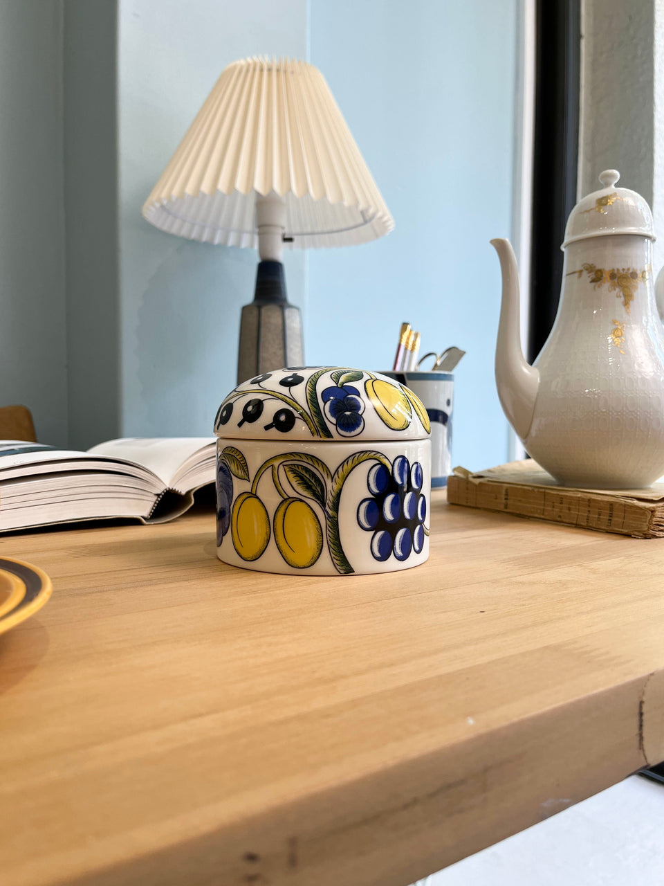 ARABIA Paratiisi Jar with Lid Color/アラビア パラティッシ ジャー 蓋付き カラー キャニスター 北欧食器