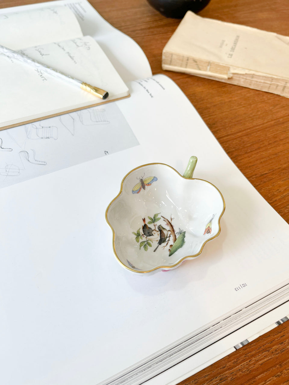 European Classical Ceramic Interior/ヨーロッパデザイン クラシカル ポーセレン インテリア