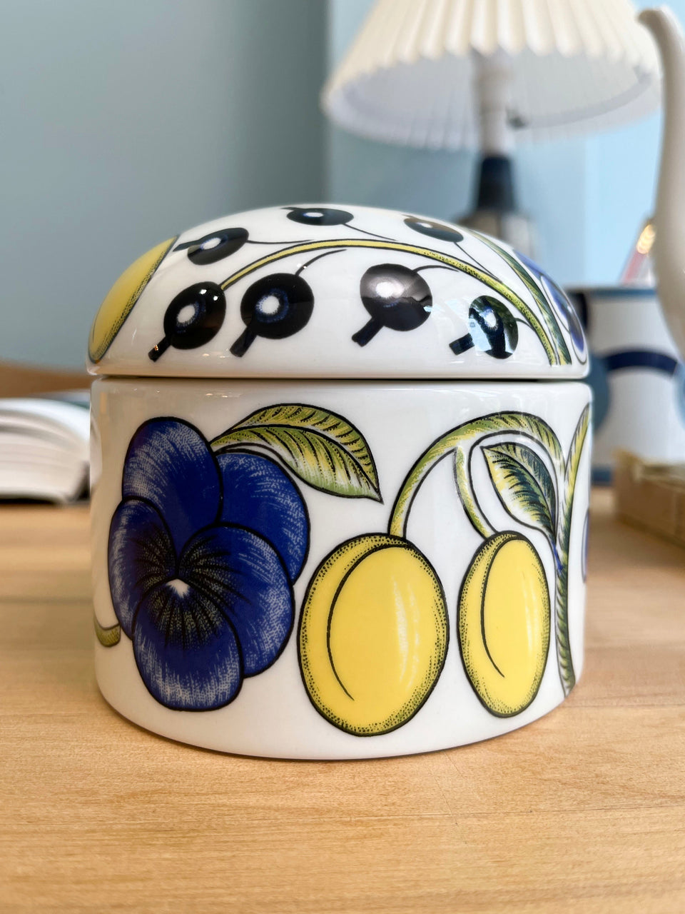 ARABIA Paratiisi Jar with Lid Color/アラビア パラティッシ ジャー 蓋付き カラー キャニスター 北欧食器