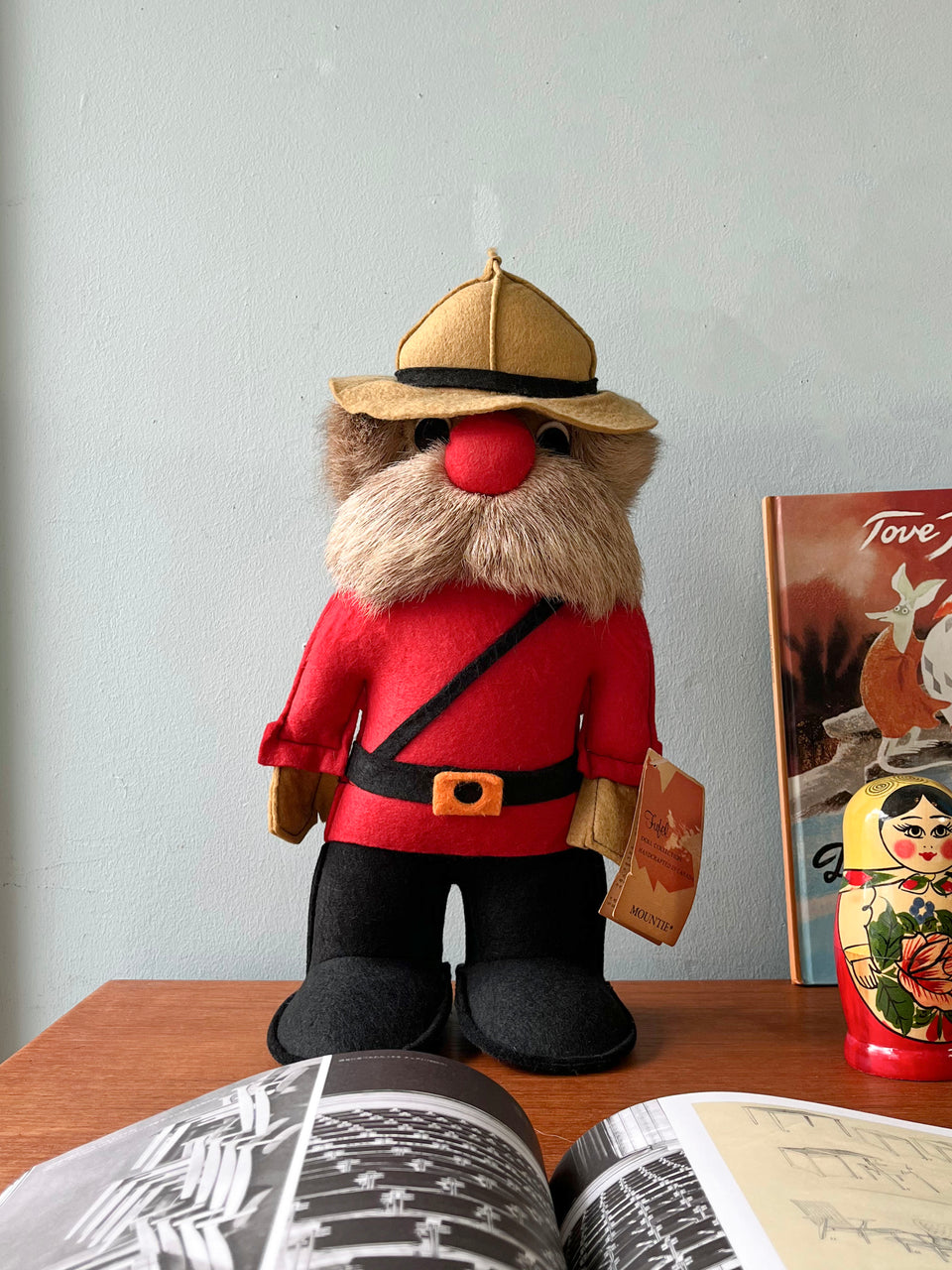 Fufel Doll Collection MOUNTIE Made in Canada/カナダ製 フェルト人形 マウンティー インテリア ヴィンテージ雑貨