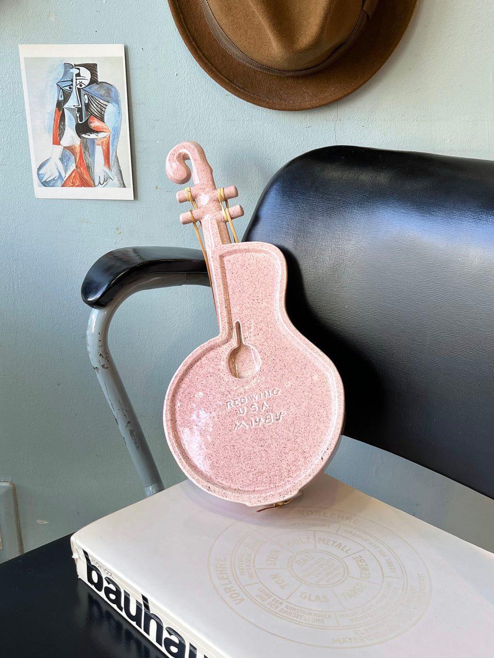 Red Wing Pottery Violin Wall Pocket US Vintage/アメリカヴィンテージ レッドウィングポタリー バイオリンウォールポケット 陶器製