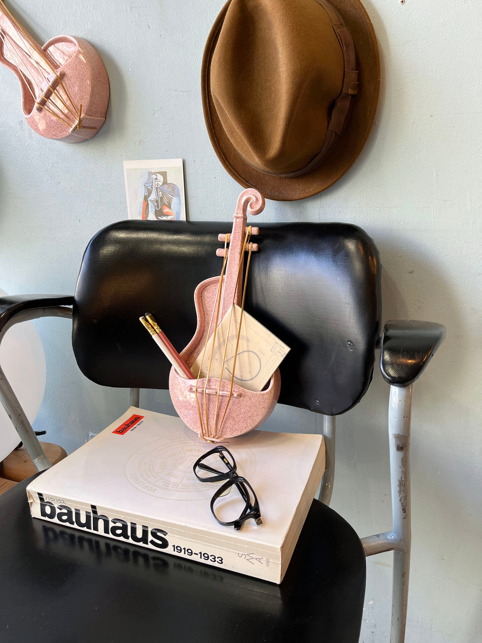 Red Wing Pottery Violin Wall Pocket US Vintage/アメリカヴィンテージ レッドウィングポタリー バイオリンウォールポケット 陶器製