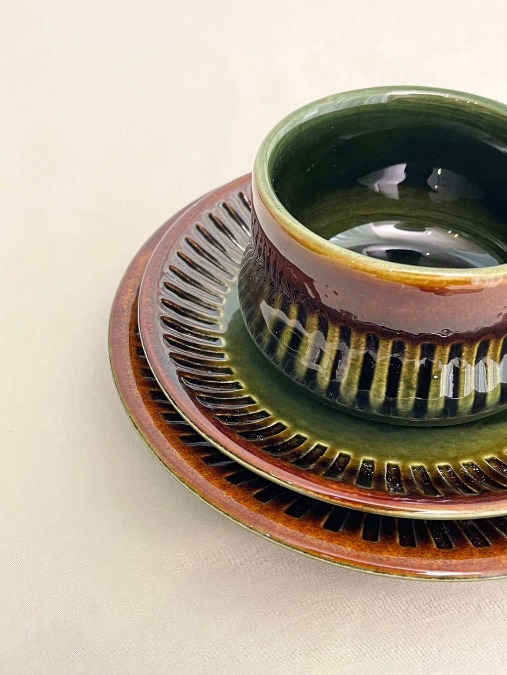 Gefle Oliv Tea Cup and Saucer Plate Swedish Vintage/ゲフレ オリーブ ティーカップ&ソーサー  北欧食器 スウェーデンヴィンテージ