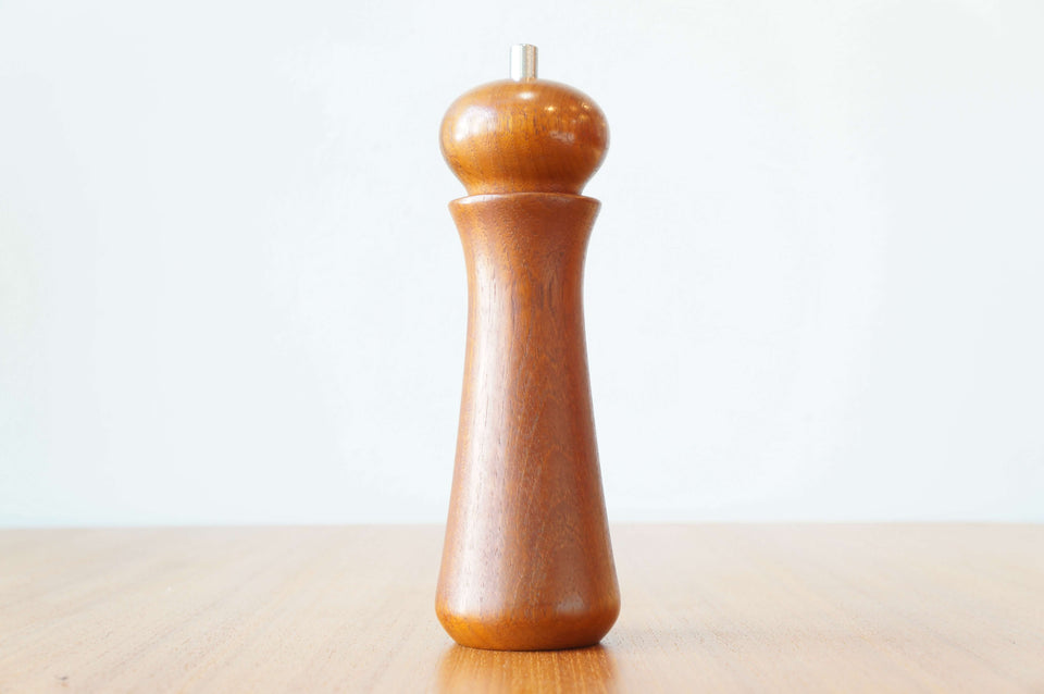 TAEK WOOD SALT SHAKER & PEPPER MILL / チーク材 ソルトシェーカー ペッパーミル