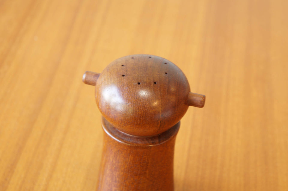 TAEK WOOD SALT SHAKER & PEPPER MILL / チーク材 ソルトシェーカー ペッパーミル