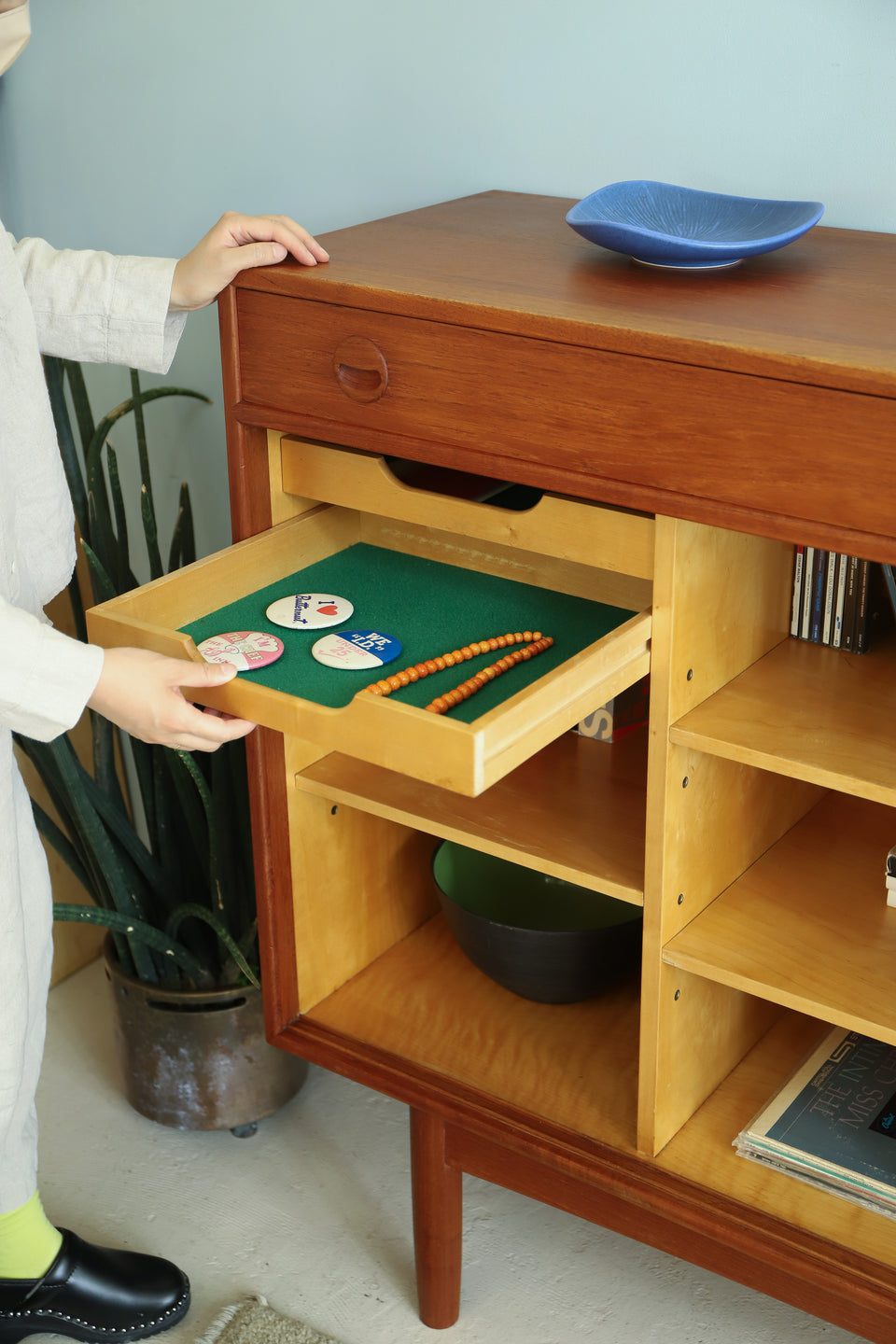 Danish Vintage High Sideboard Teakwood/デンマークヴィンテージ ハイサイドボード 北欧家具