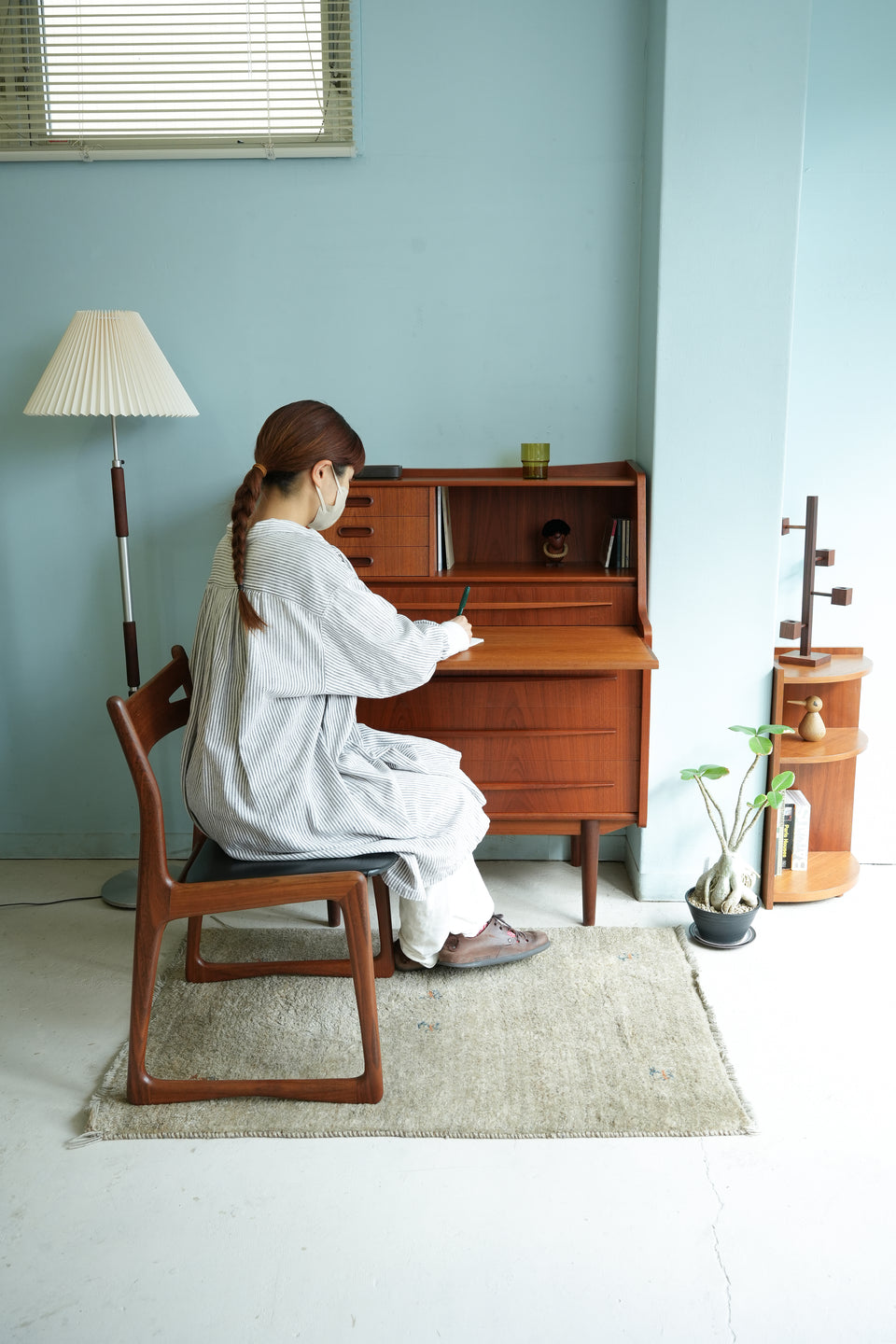 最終価格 ビンテージ 60s70s デンマーク製 ドレッサー　ライティングデスク デンマーク ヴィンテージ ライティング ビューロー 北欧モダン デスク