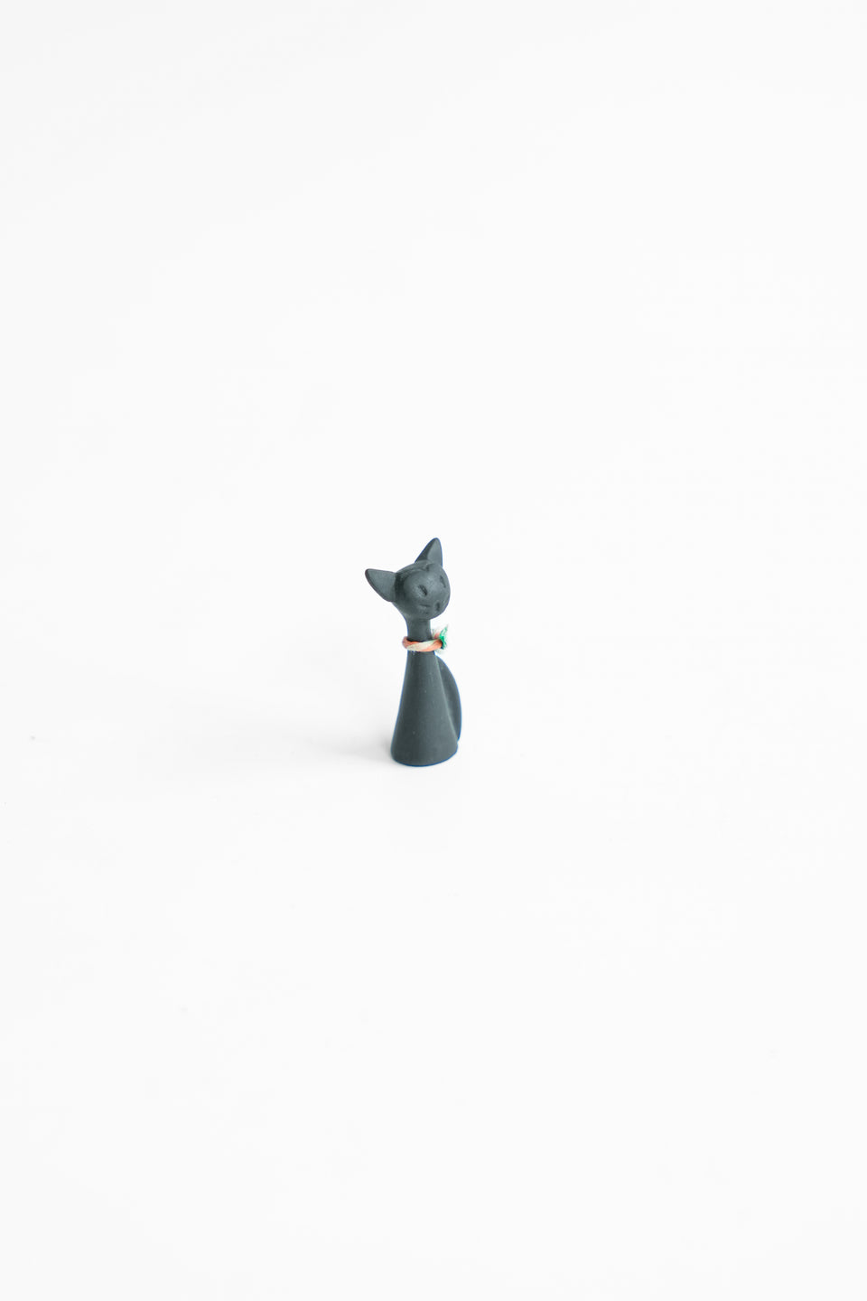 Walter Bosse Cat Miniature Figurine/ウォルター・ボッセ 黒猫の小さなフィギュリン 

