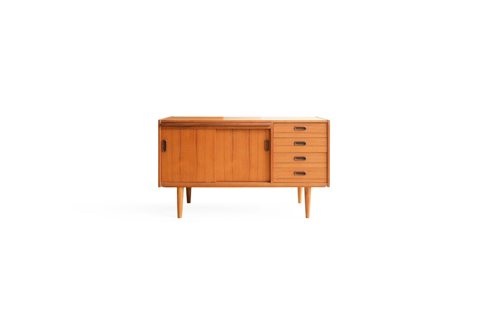 Asljunga Mobelfabrik Sideboard Swedish Vintage/スウェーデンヴィンテージ サイドボード チーク材
