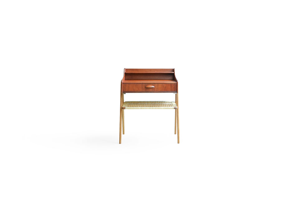 Danish Vintage Bedside Chest Table/デンマークヴィンテージ ベッドサイドチェスト