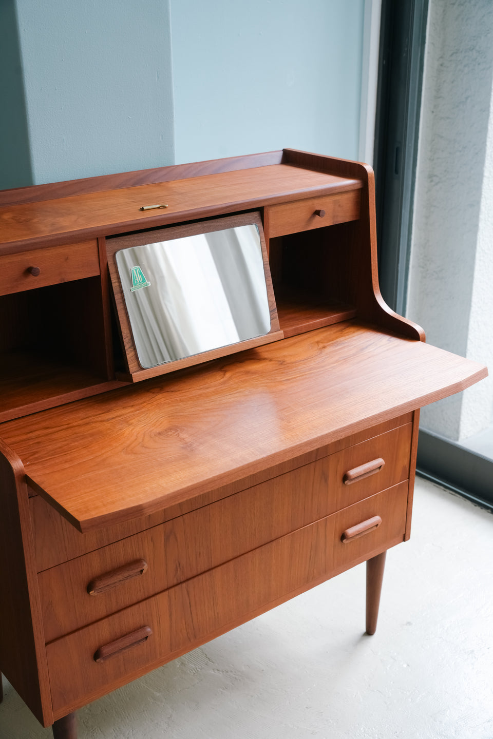 Danish Vintage Writing Bureau with Mirror Teak/デンマークヴィンテージ ライティングビューロー ミラー付き チーク材
