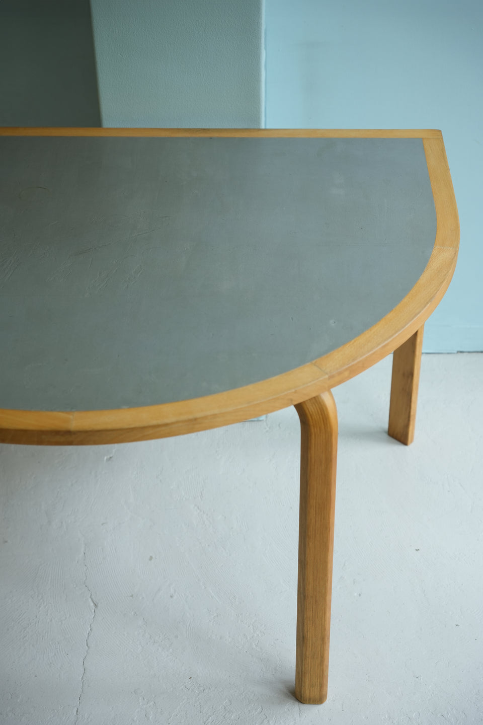 Farstrup Linoleum Top Table Half Round Table/ファーストラップ リノリウムトップ テーブル デンマークヴィンテージ
