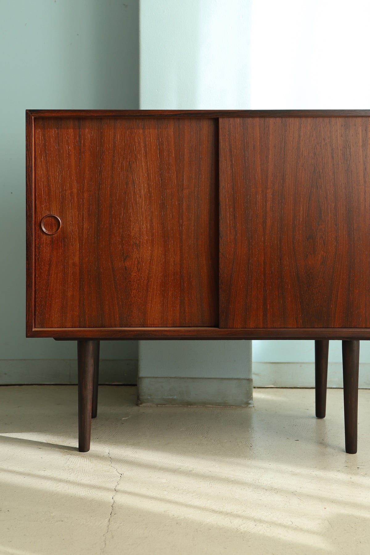 1960's　美品　チーク　突板　カッパーハンドル　レコード　キャビネット 2KaiKristiansenSideCabinetRose