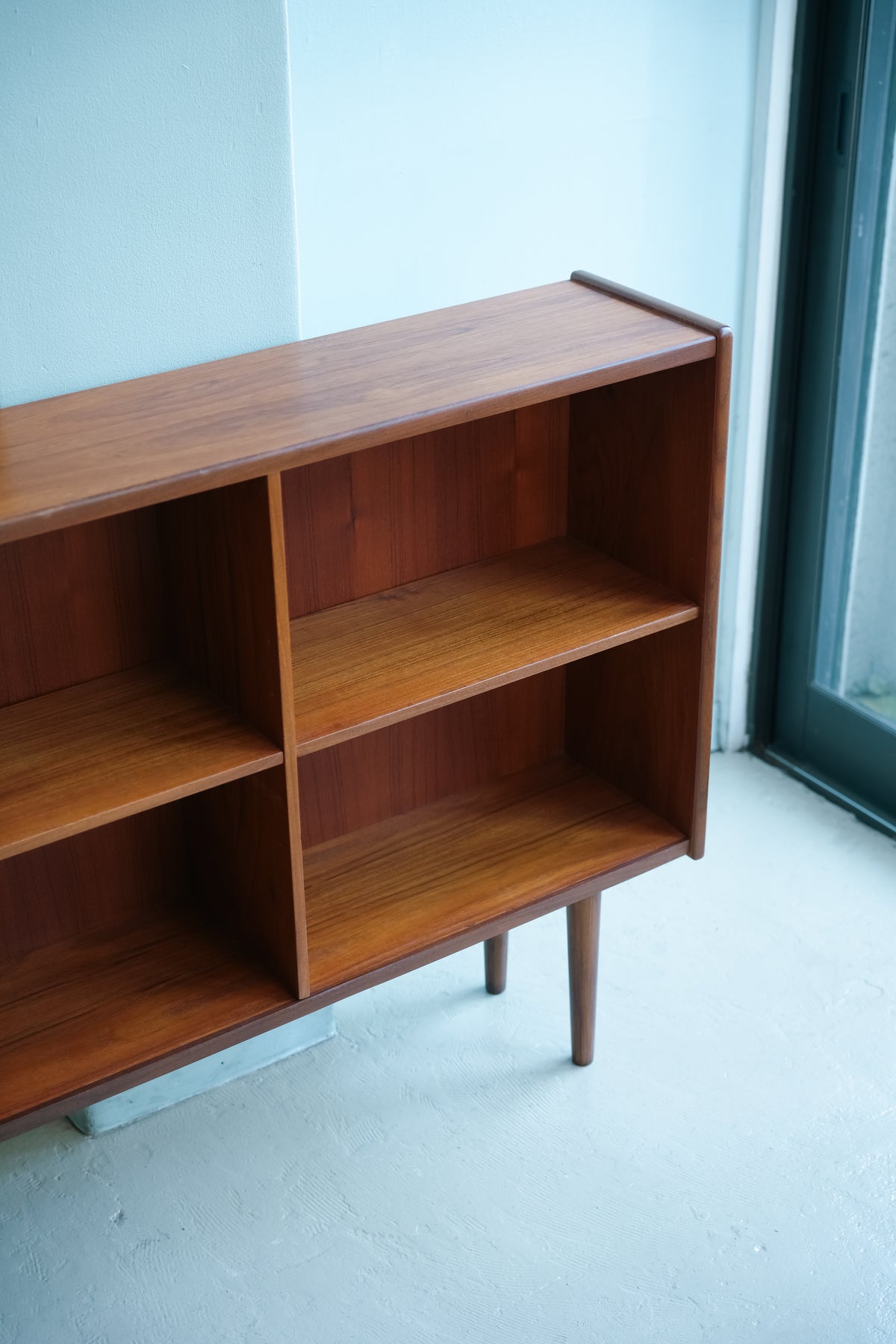 デンマークヴィンテージ ブックケース チーク材/Slim Low Bookcase