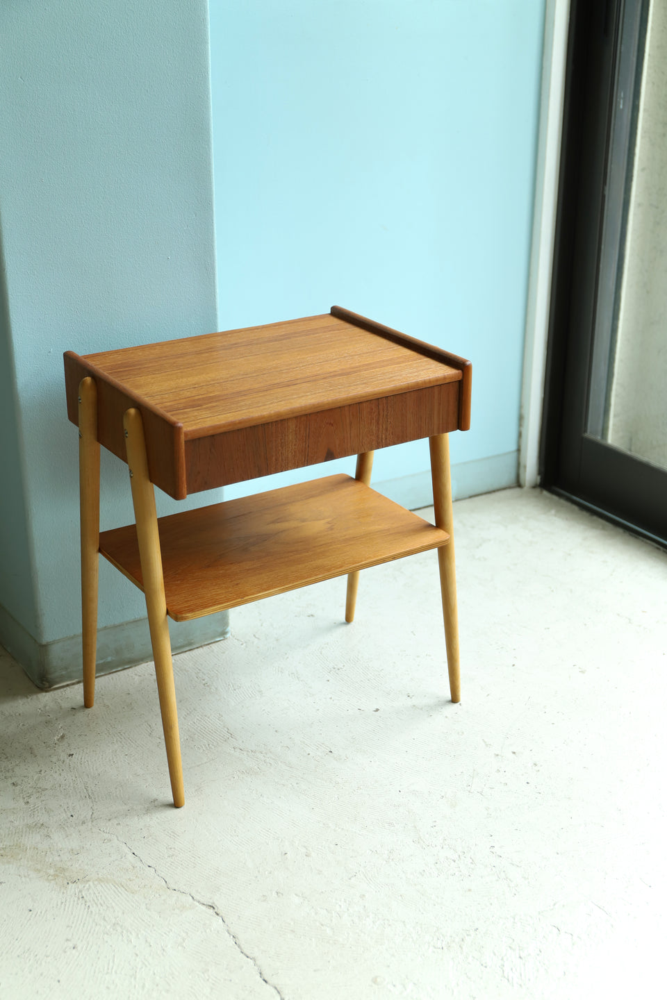 Swedish Vintage Bedside Table/スウェーデンヴィンテージ ベッドサイドテーブル サイドチェスト 北欧家具