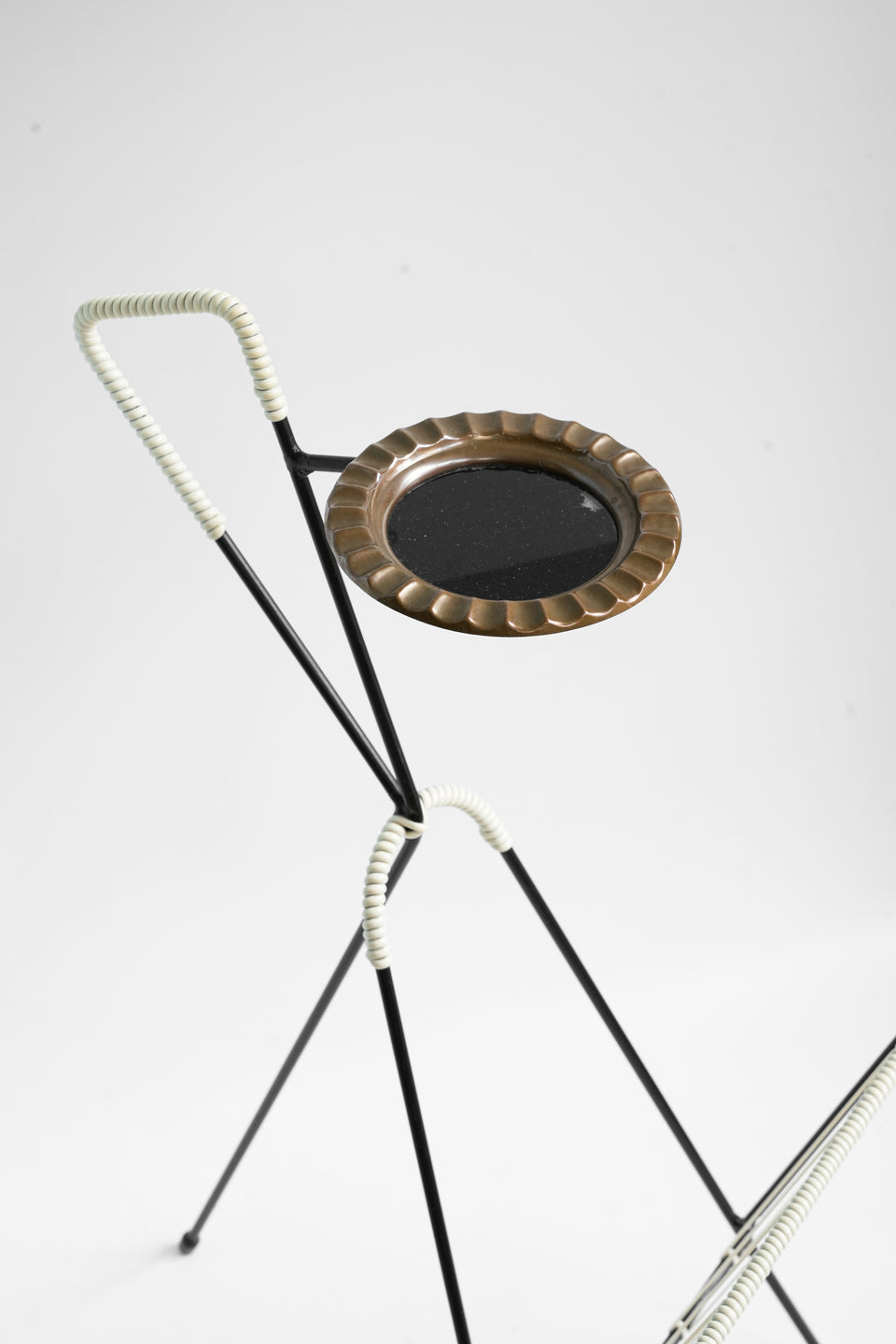 Danish Vintage Magazine Rack with Tray/デンマークヴィンテージ マガジンラック トレイ付き
