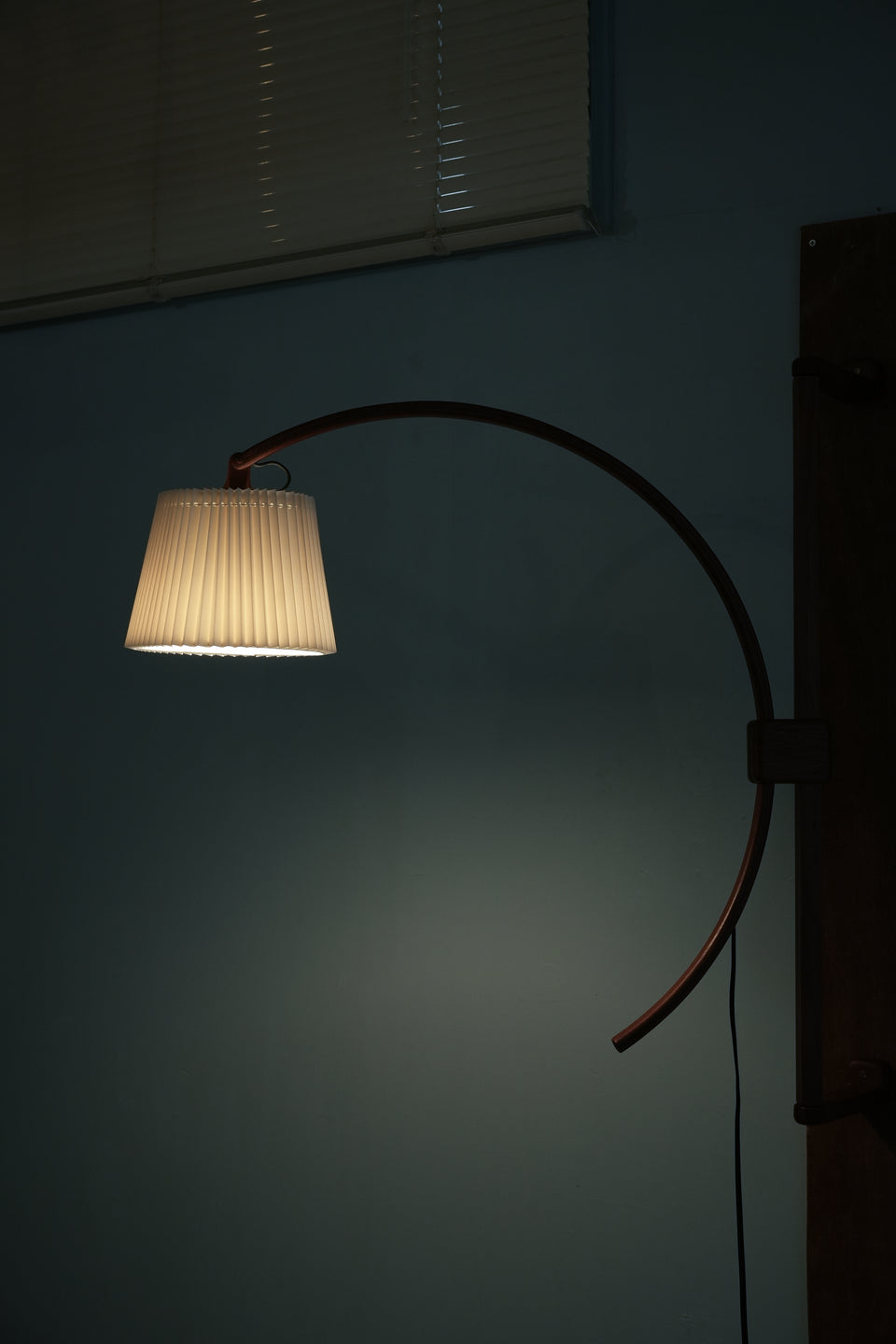 Danish Vintage Teak Adjustable Wall Lamp/デンマークヴィンテージ ウォールランプ チーク材
