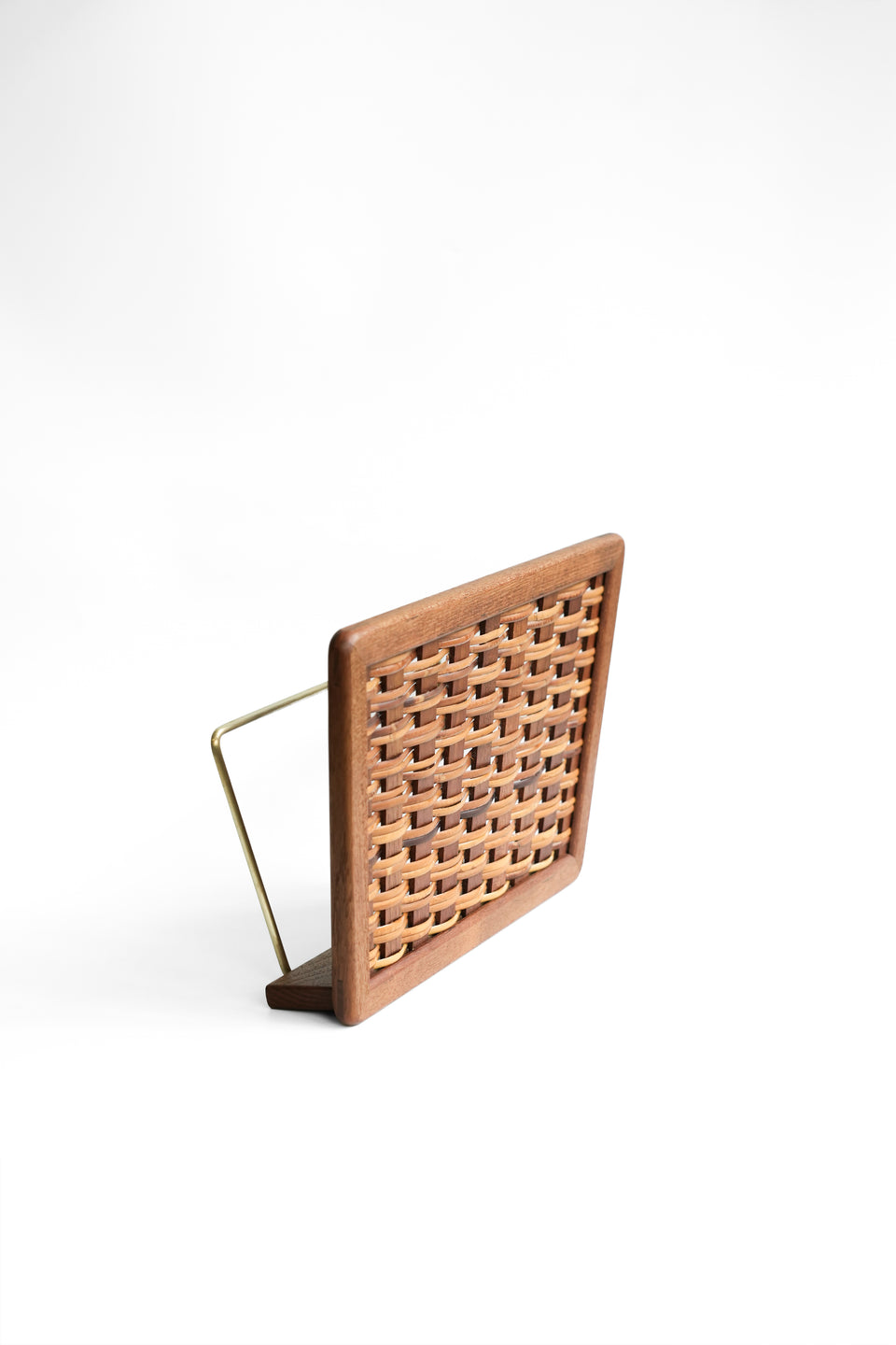 Scandinavian Teak Rattan Magazine Rack/北欧ヴィンテージ マガジンラック チーク材 ラタン
