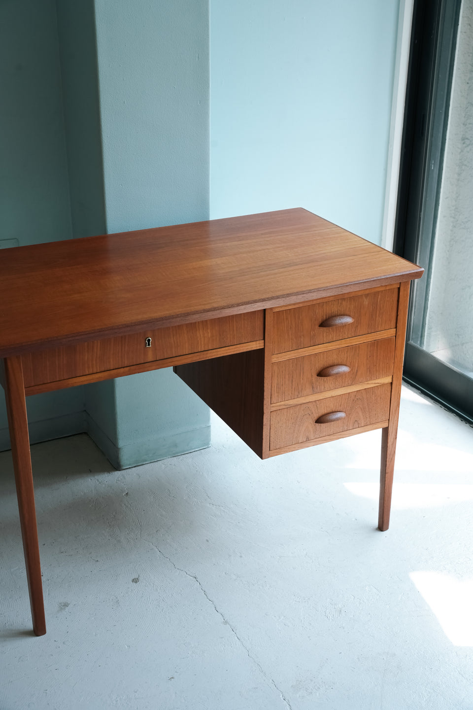 Danish Vintage Teak Single Pedestal Desk/デンマークヴィンテージ 片袖デスク 机 チーク材 北欧家具