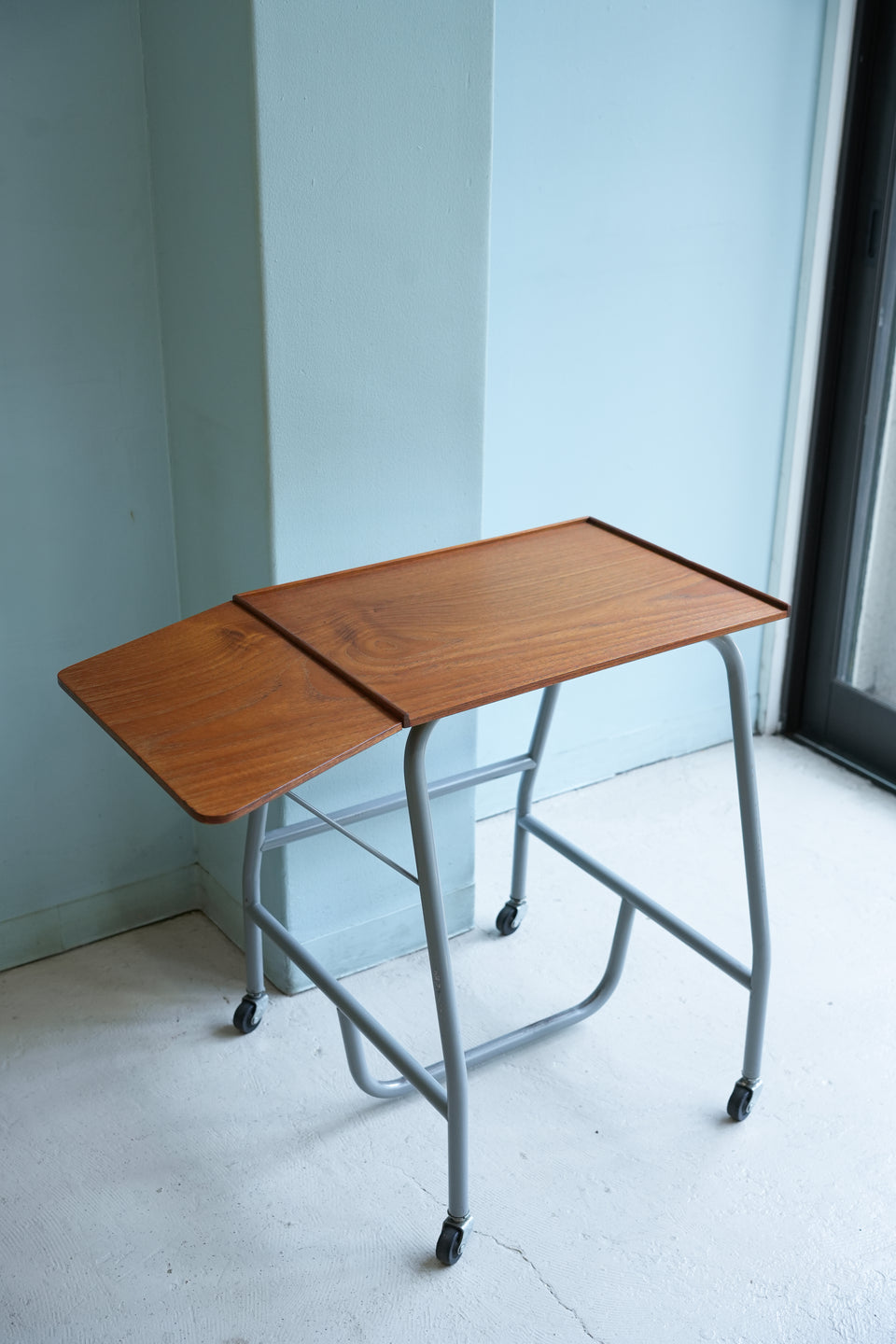 Danish Vintage Typewriter Desk Table/デンマークヴィンテージ タイプライターデスク サイドテーブル 北欧家具