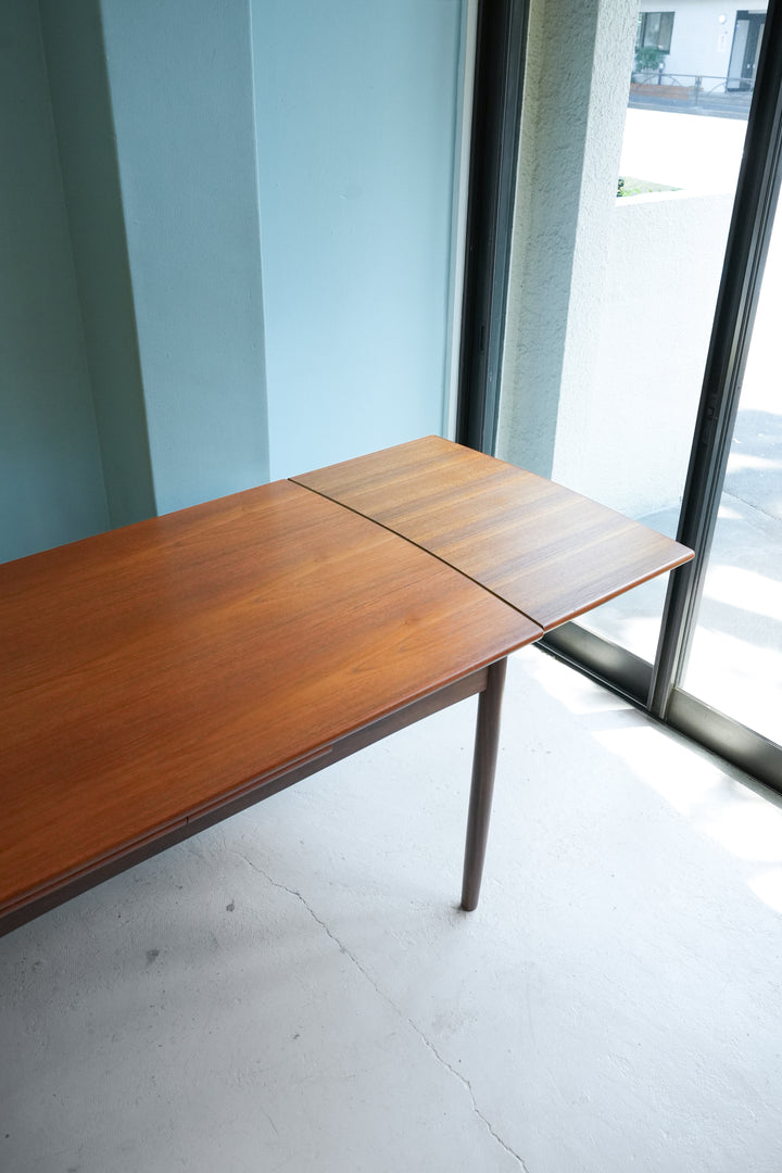 Extension Dining Table