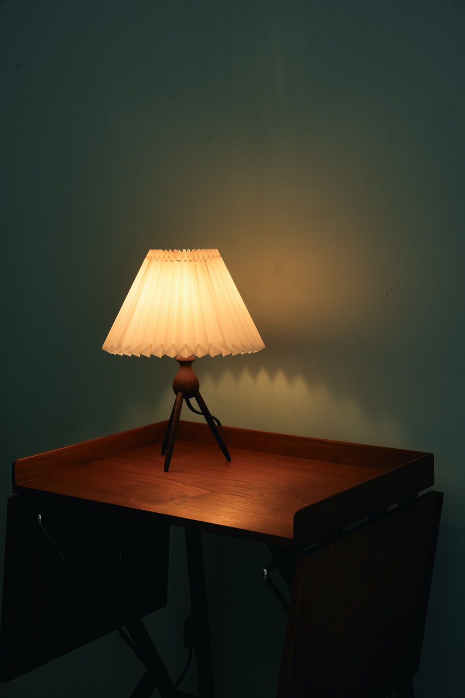 Tripod Table Lamp Danish Vintage/デンマークヴィンテージ テーブルランプ 三本脚 照明 北欧インテリア