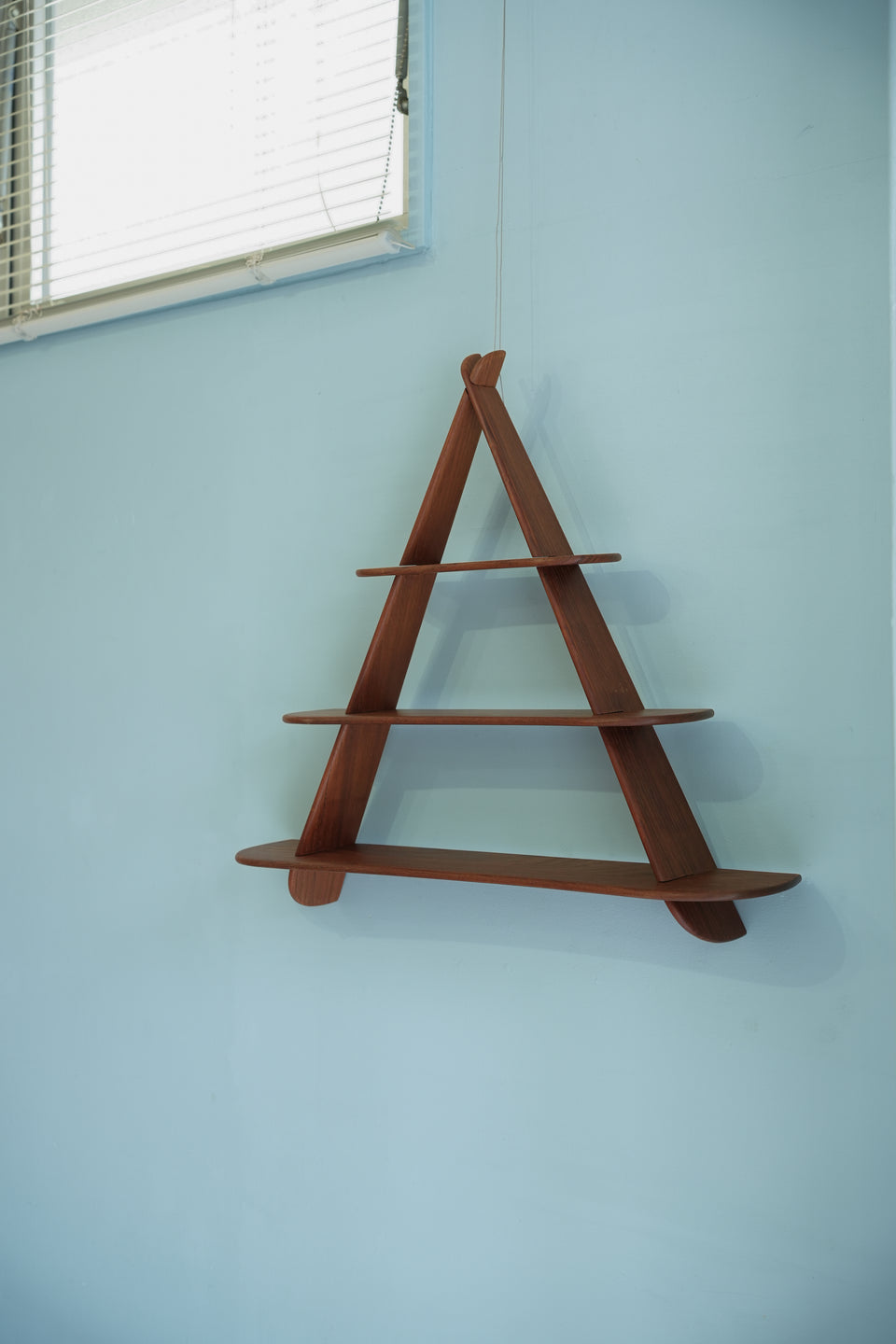 Triangle Shelf Amagerhylde Danish Vintage/デンマークヴィンテージ ウォールシェルフ アマーシェルフ チーク材 北欧インテリア