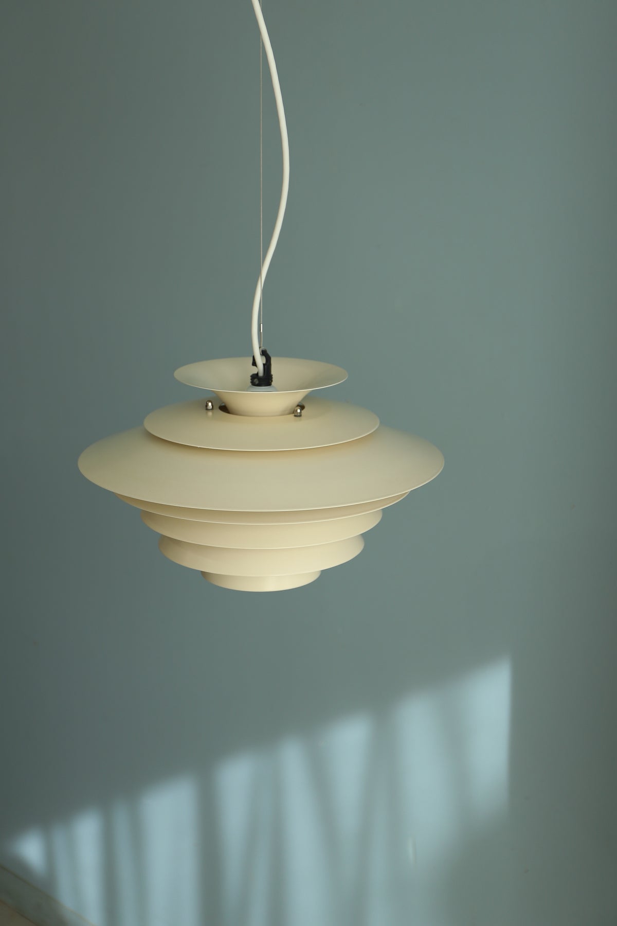3DanishVintageDesignLightA_SPe