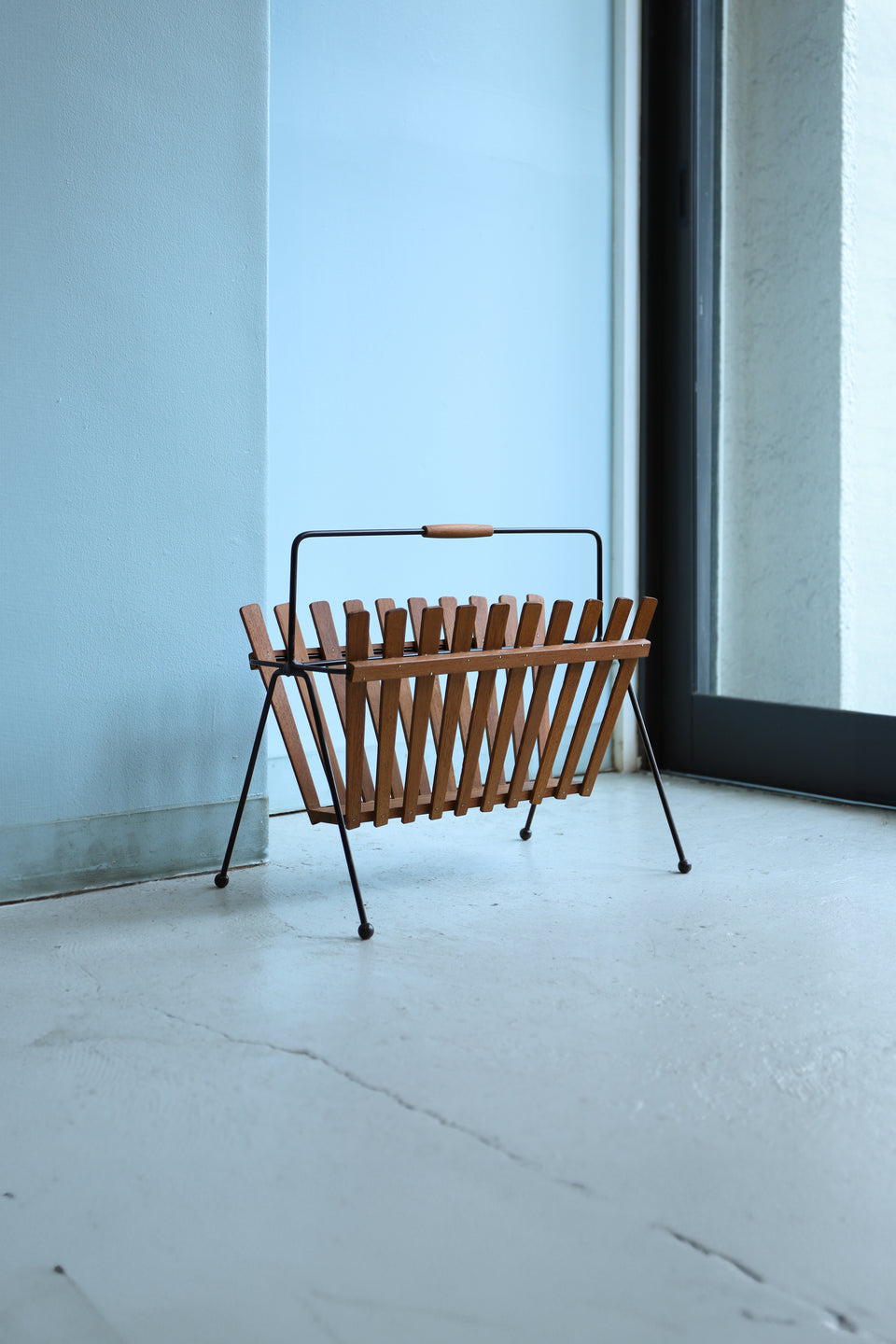 Danish Vintage Magazine Rack Teak Iron/デンマークヴィンテージ マガジンラック チーク材 アイアン 北欧インテリア