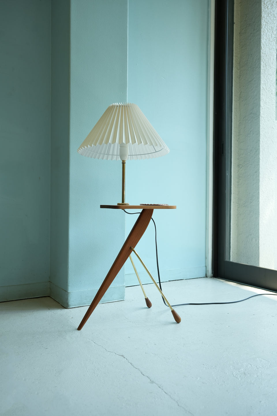 Danish Vintage Tripod Side Table Lamp/デンマークヴィンテージ サイドテーブルランプ 照明 北欧インテリア
