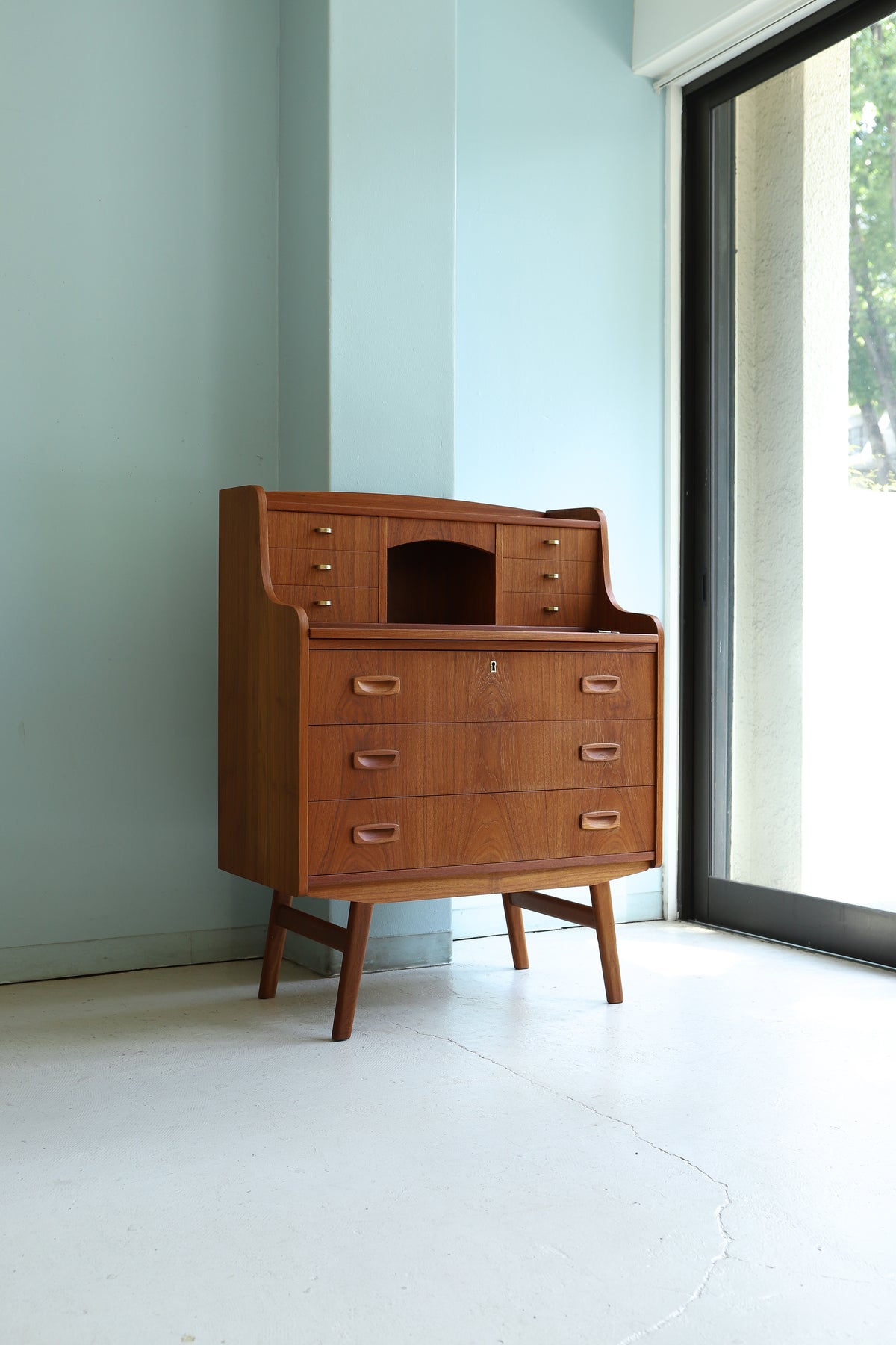 Danish Vintage Writing Bureau with Mirror/デンマークヴィンテージ