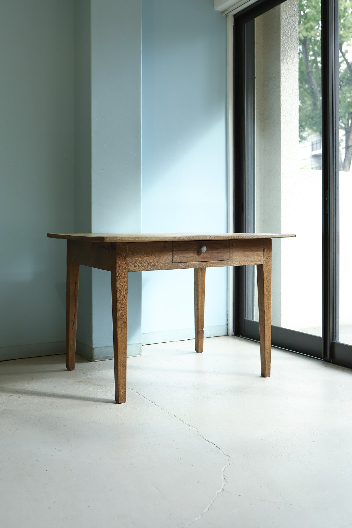 3French_Antique_Work_Table_Des