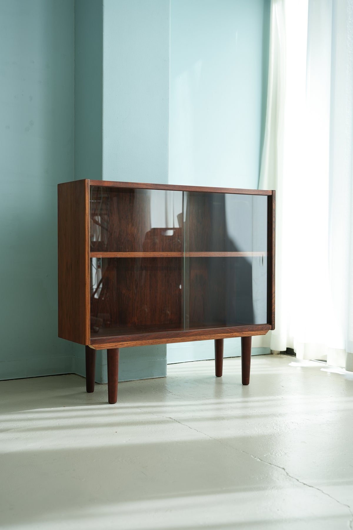 希少　1970's　フレンチ　カービング　ウッド　硝子扉　ウォール　キャビネット 3Rosewood-Glass-Cabinet-Shelf-