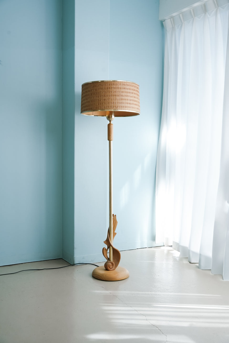 US Vintage Hand-Carved Floor Stand Light/アメリカヴィンテージ フロアスタンド ライト ミッドセンチュリー