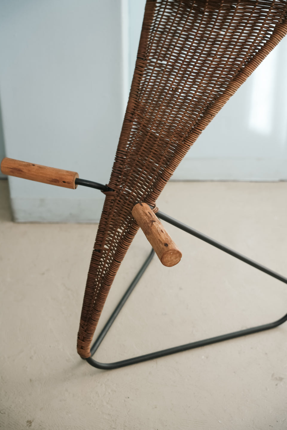 Sculptural Rattan & Iron Bar Stool/ラタン×アイアン バースツール