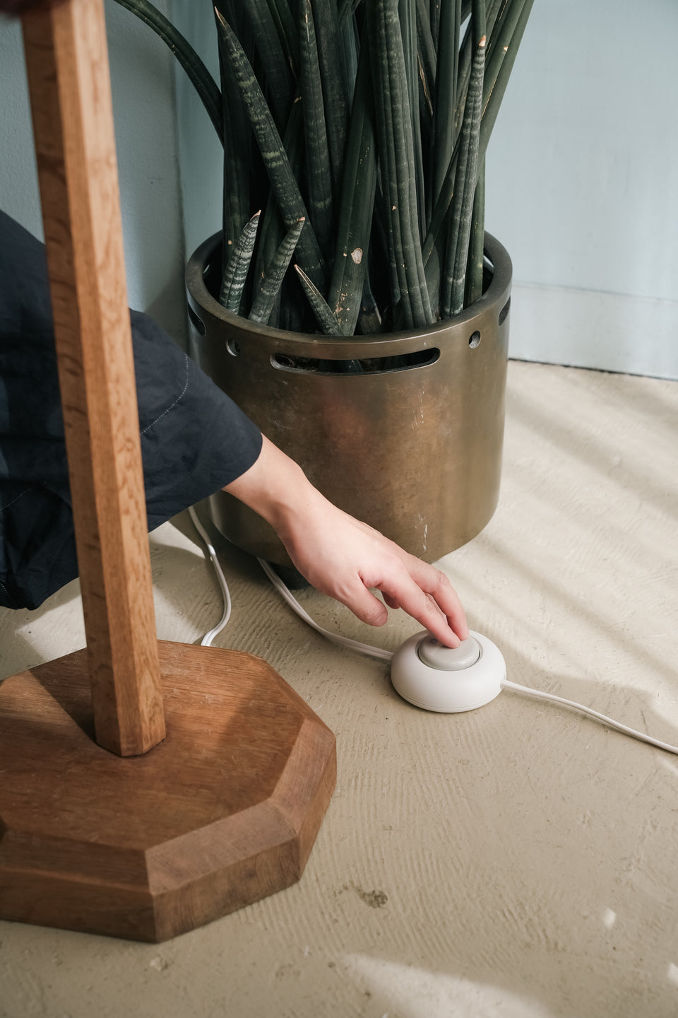 Scandinavian Vintage Solid Oakwood Floor Stand Light/北欧ヴィンテージ フロアスタンドライト オーク材
