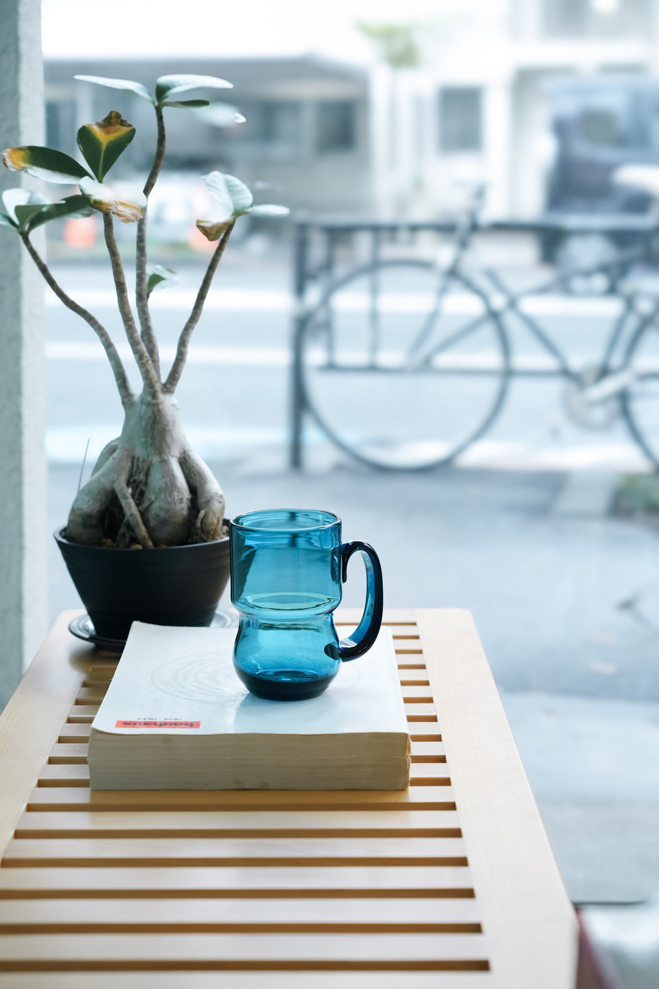Bertil Vallien Blue Glass Mug Åfors/バーティル・ヴァリーン マグ 北欧ガラス スウェーデンヴィンテージ