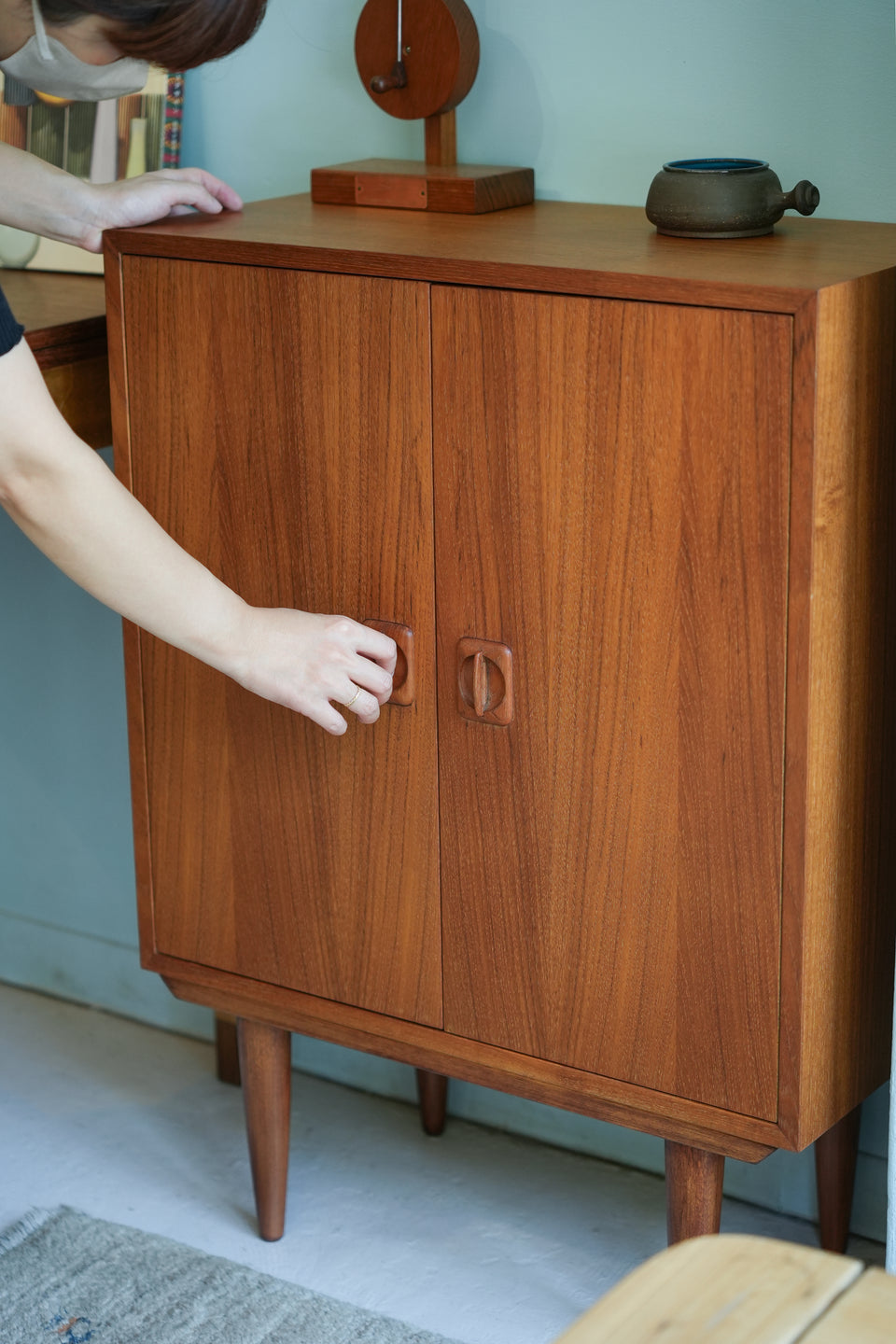 Danish Vintage Small Cabinet Teakwood/デンマークヴィンテージ スモールキャビネット チーク材 北欧家具
