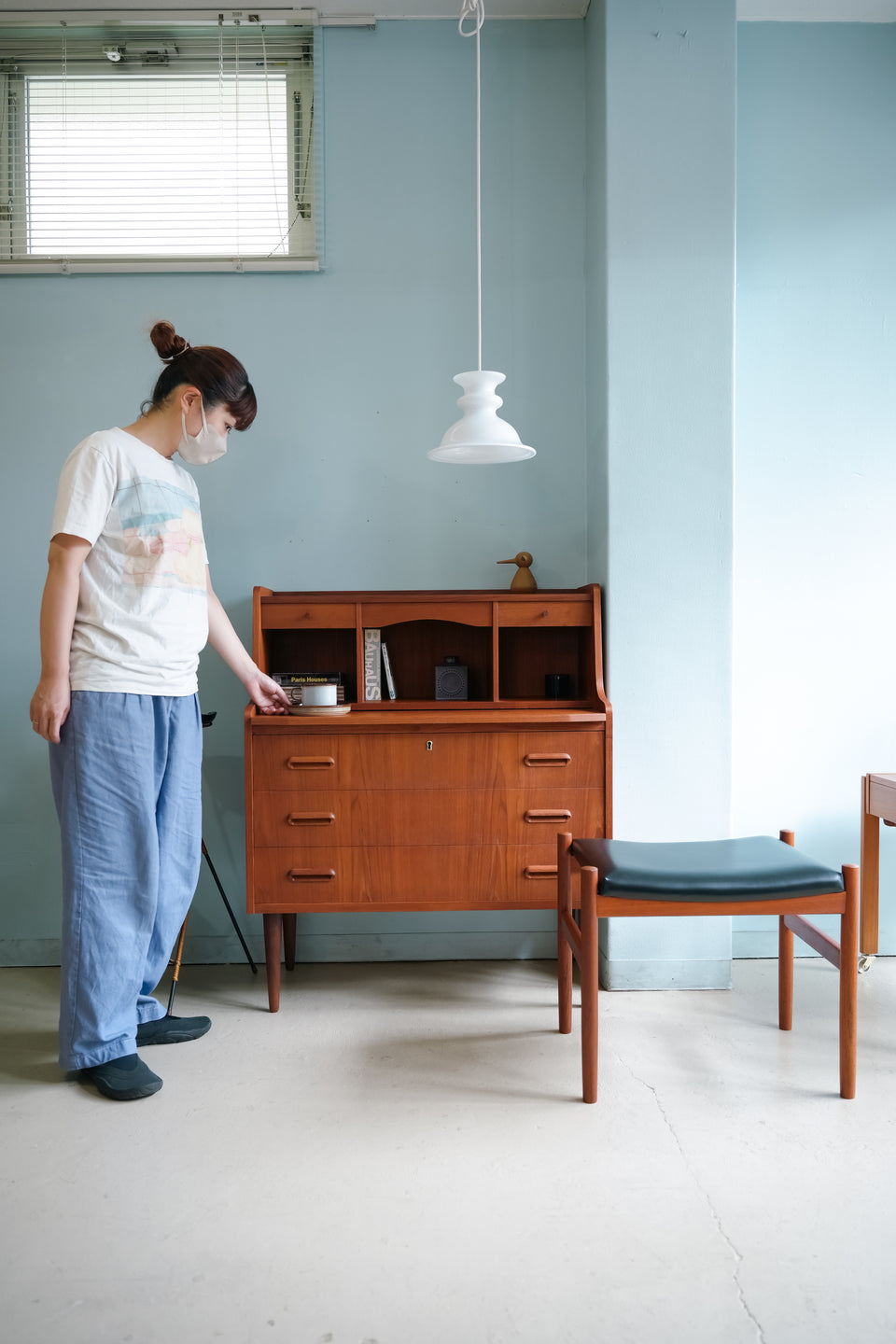 Danish Vintage Writing Bureau with Mirror Teak/デンマークヴィンテージ ライティングビューロー ミラー付き チーク材
