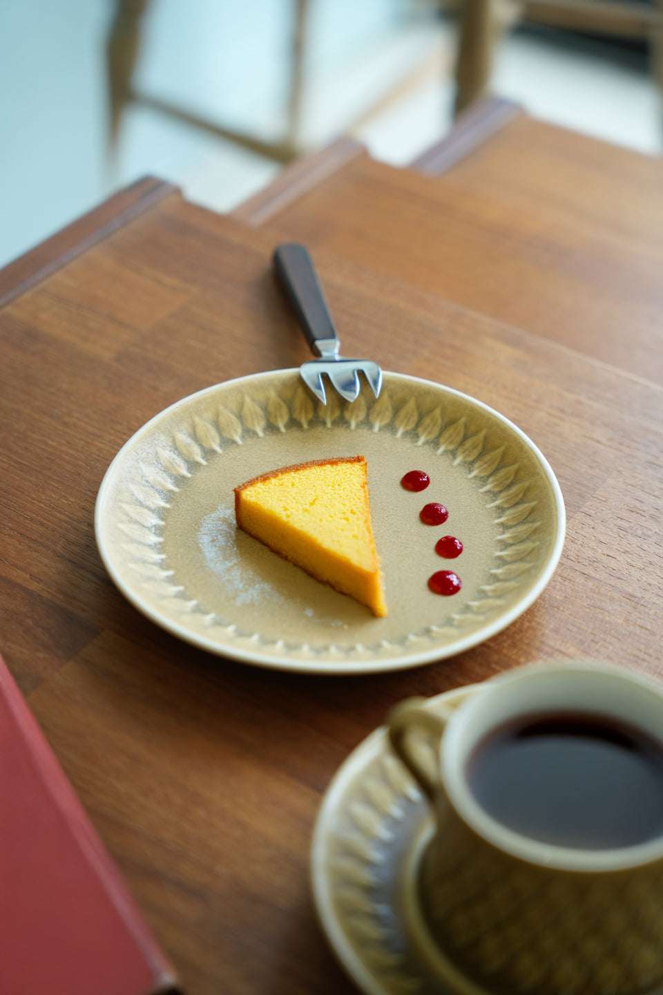 カップ＆ソーサー イェンス・クイストゴー レリーフ 北欧