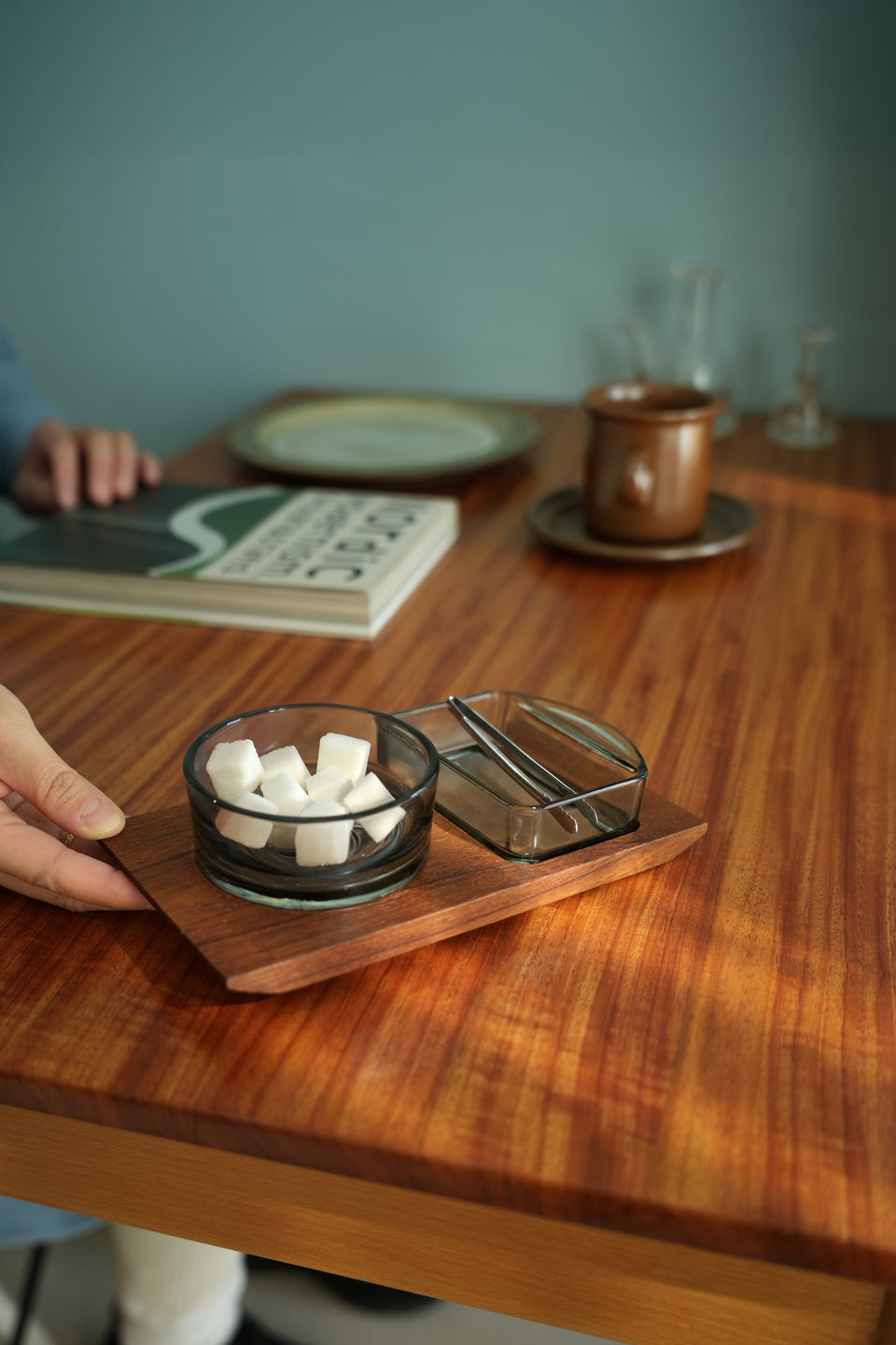 Danish Vintage Teak Serving Tray with Glass Dish/デンマークヴィンテージ チークサービングトレイ ガラス皿 北欧インテリア