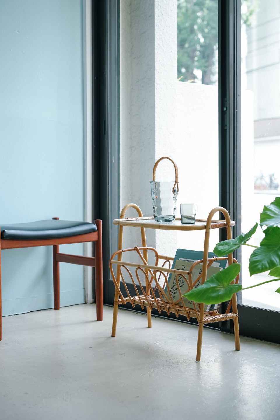 Glass Top Rattan Side Table with Rack Danish Vintage/デンマークヴィンテージ ラタンサイドテーブル ガラストップ
