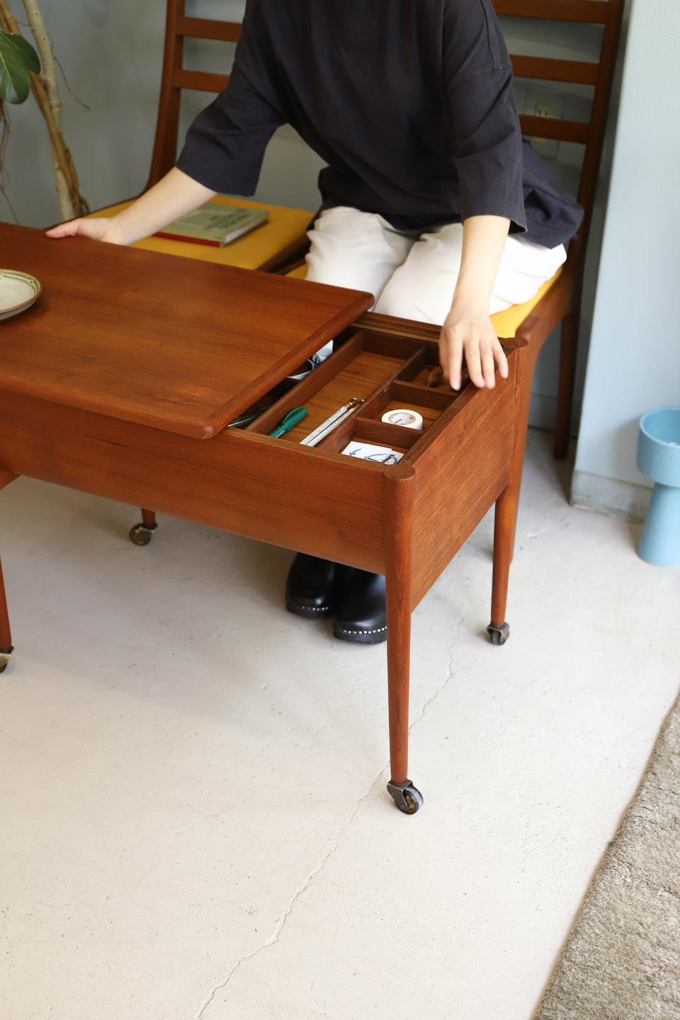 Danish Vintage Sewing Side Table/デンマークヴィンテージ ソーイング サイドテーブル ワゴン 北欧家具