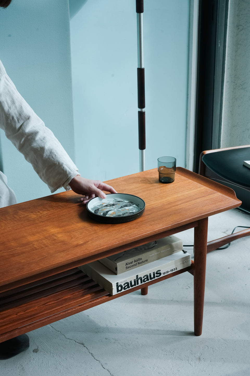 Teakwood Coffee Table with Rack Danish Vintage/デンマークヴィンテージ コーヒーテーブル ラック付 チーク材 北欧家具