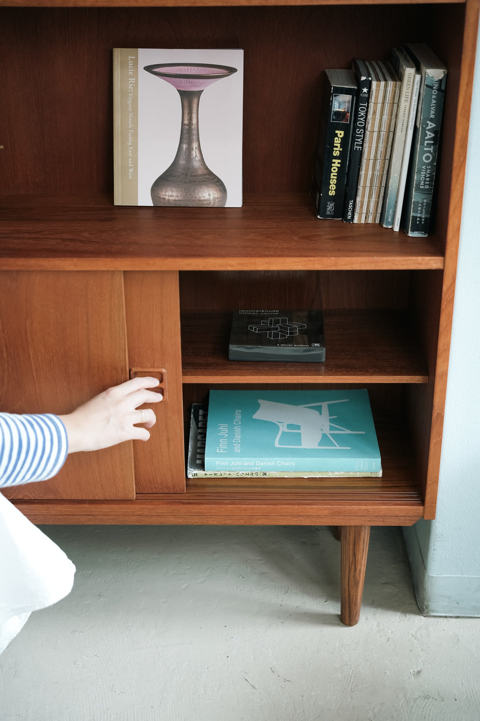 Teak Bookcase with Slide Door Danish Vintage/デンマークヴィンテージ ブックケース 扉付き チーク材