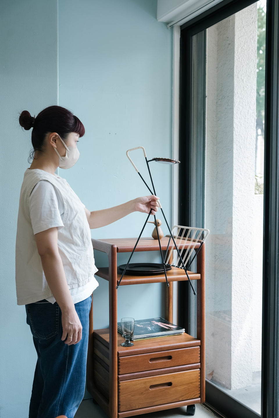 Danish Vintage Magazine Rack with Tray/デンマークヴィンテージ マガジンラック トレイ付き
